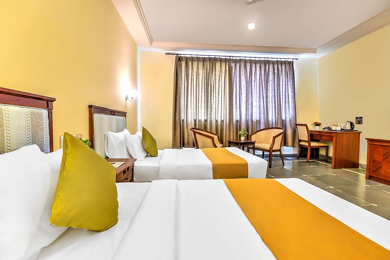 Delux Double Bed at Shri Mahakaleshwar Bhakta Niwas